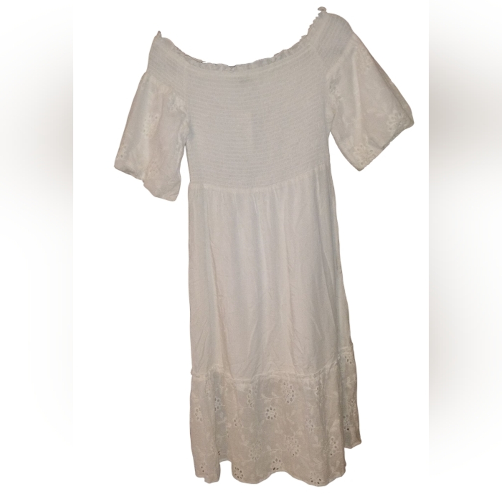 Simplee Womens Eyelet Dress Short Sleeve Flowy Lined Midi SZ L NWT